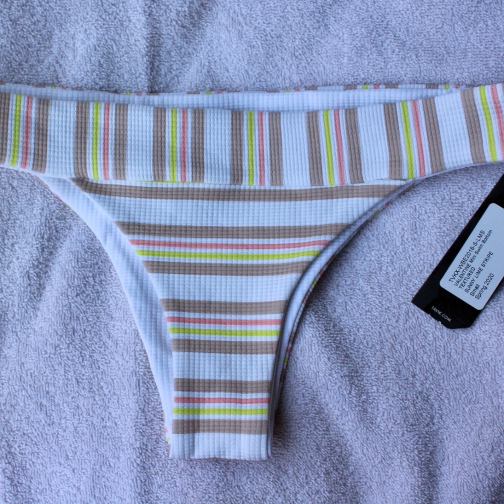 Tavik Valentine Bottoms, NWT